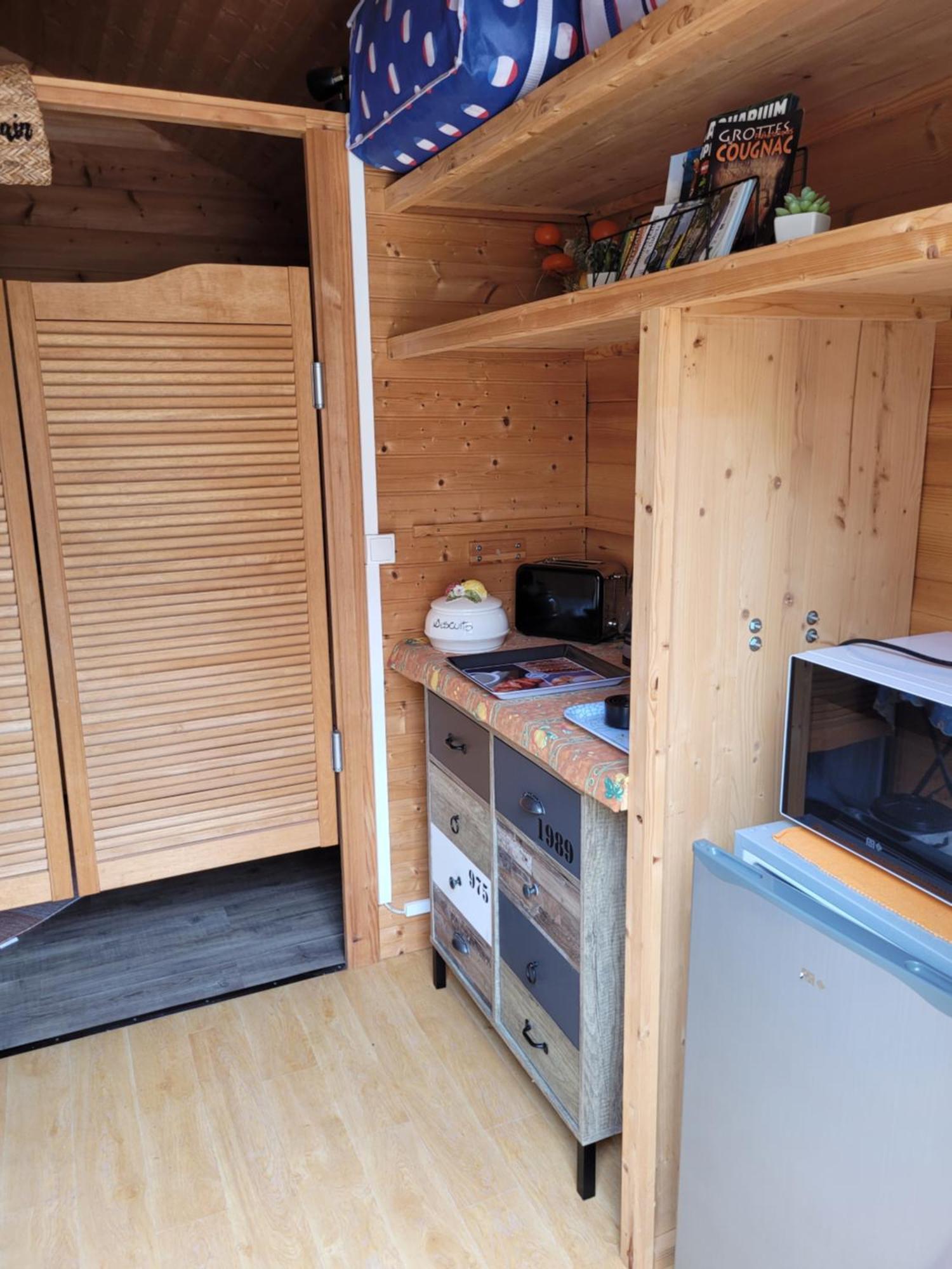 Au Petit Chalet Gigouzac المظهر الخارجي الصورة